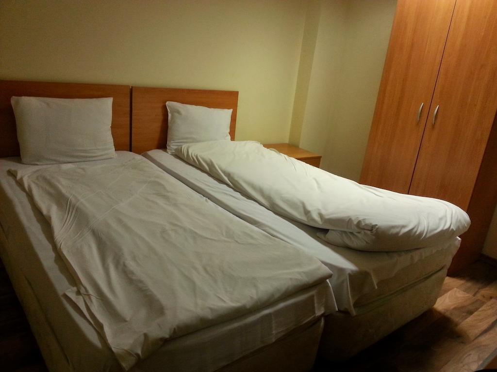Hostel Center プロヴディフ エクステリア 写真